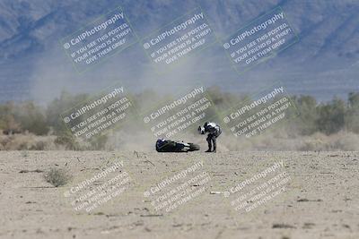 media/Dec-07-2025-CVMA (Sun) [[3e7d2de5dc]]/Race 4-Supersport Middleweight/